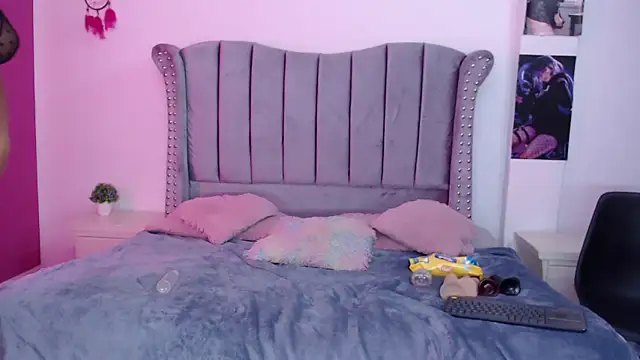 melody toy online show from March 12, 8:26 pm