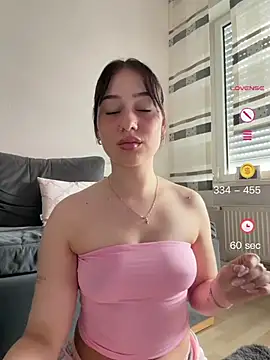 Snapshot of Daria-maus24 chatting on June 17, 3:46 pm Daria-maus24 online show from June 17, 3:46 pm