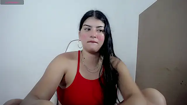 Snapshot of hello_kityy25 chatting on March 25, 2:50 am hello kityy25 online show from March 25, 2:50 am