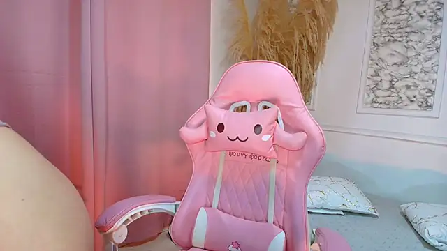 Danella houston online show from March 2, 6:04 pm