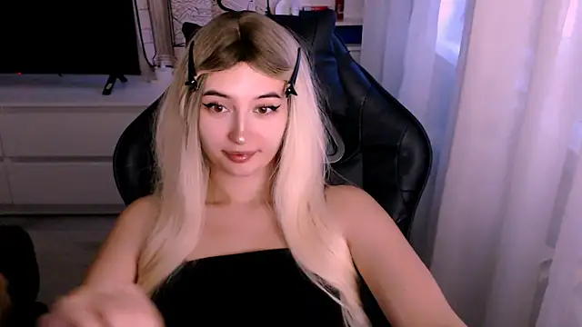 beauty blonde online show from October 16, 1:06 am