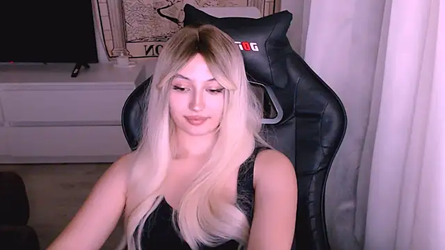 beauty blonde online show from December 3, 12:58 pm