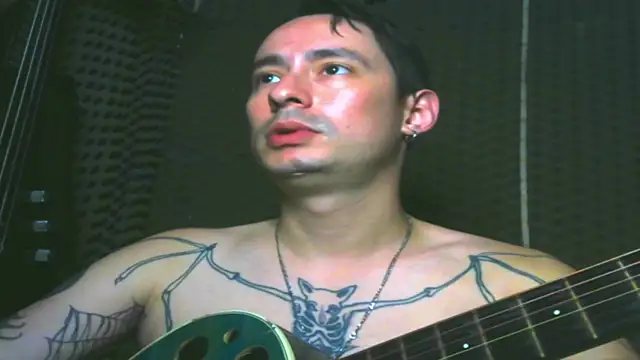 Snapshot of vampireathome chatting on March 3, 6:59 am vampireathome online show from March 3, 6:59 am