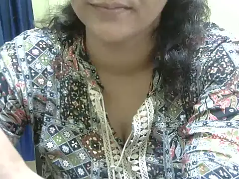 Your cutiepie  online show from October 31, 8:26 am