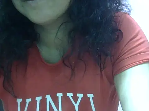 Snapshot of Your_cutiepie_ chatting on May 3, 6:25 pm Your cutiepie online show from May 3, 6:25 pm