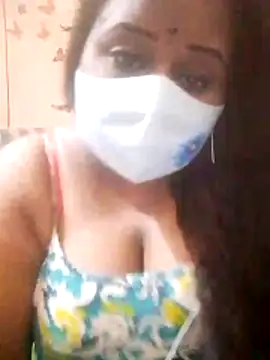 Snapshot of dolly_telugu01 chatting on April 11, 10:03 pm dolly telugu01 online show from April 11, 10:03 pm
