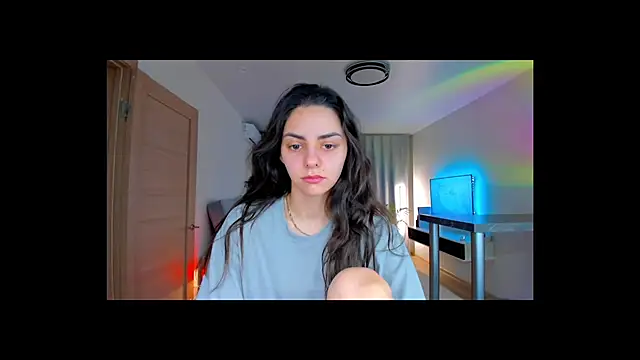 EmiliaZen online show from February 2, 4:06 pm