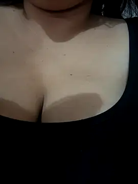 Snapshot of daianaspencer chatting on September 9, 7:41 am daianaspencer online show from September 9, 7:41 am