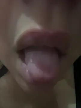 Snapshot of daianaspencer chatting on November 22, 8:35 am daianaspencer online show from November 22, 8:35 am