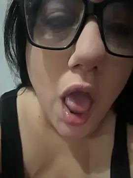 Snapshot of daianaspencer chatting on December 2, 7:57 am daianaspencer online show from December 2, 7:57 am