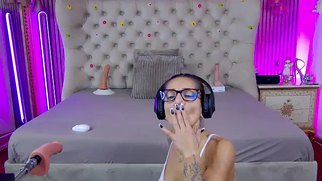 PlayfulShow online show from October 15, 8:47 am