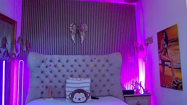 PlayfulShow online show from February 8, 11:35 am