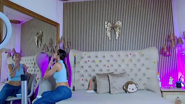 PlayfulShow online show from April 7, 12:49 pm