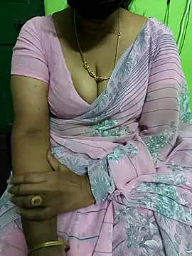 Snapshot of niiveditha chatting on March 20, 3:04 pm niiveditha online show from March 20, 3:04 pm