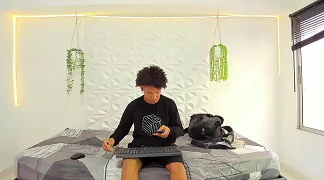 Snapshot of blackdirty420 chatting on February 10, 2:37 pm blackdirty420 online show from February 10, 2:37 pm