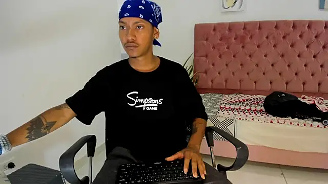 Snapshot of blackdirty420 chatting on March 11, 3:45 pm blackdirty420 online show from March 11, 3:45 pm