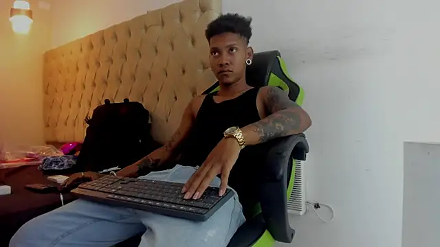 Snapshot of blackdirty420 chatting on September 20, 9:27 pm blackdirty420 online show from September 20, 9:27 pm