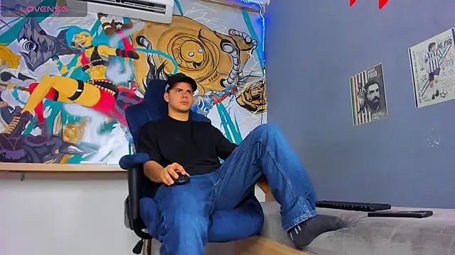 Sebastian Phoenix online show from March 9, 3:11 am