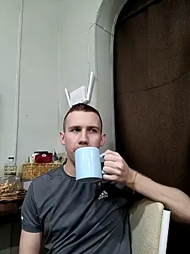 Dimyanmodel online show from February 8, 5:18 pm