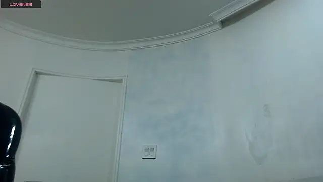 Snapshot of Dirty_Kingg chatting on March 2, 9:42 am Dirty Kingg online show from March 2, 9:42 am