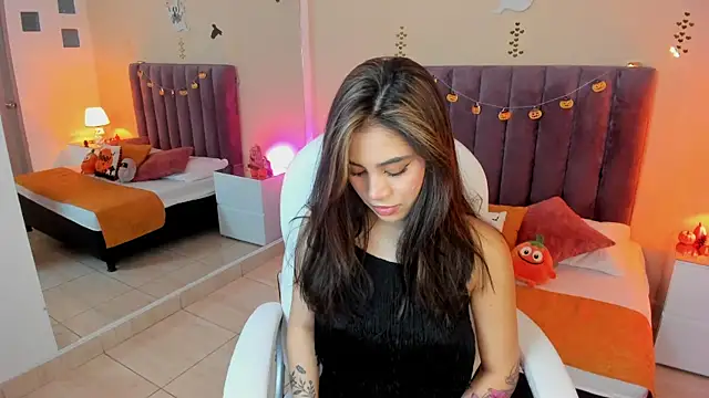 Samyy Johnson online show from October 5, 2:04 pm