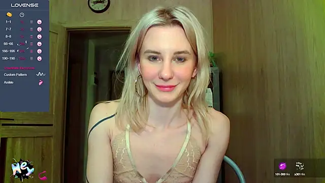 Caramel piegirl online show from February 9, 10:00 pm