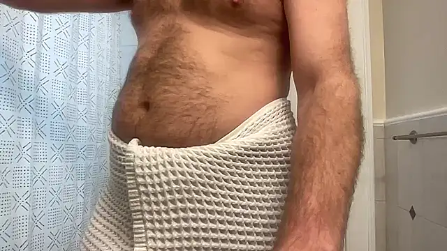 Snapshot of bottombearishguy chatting on February 12, 2:10 pm bottombearishguy online show from February 12, 2:10 pm