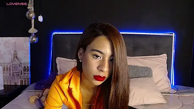 Snapshot of melissa_becraft chatting on February 10, 1:55 pm melissa becraft online show from February 10, 1:55 pm