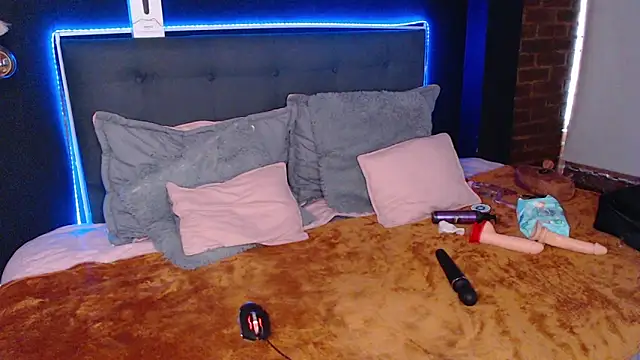 Snapshot of melissa_becraft chatting on March 9, 7:59 pm melissa becraft online show from March 9, 7:59 pm