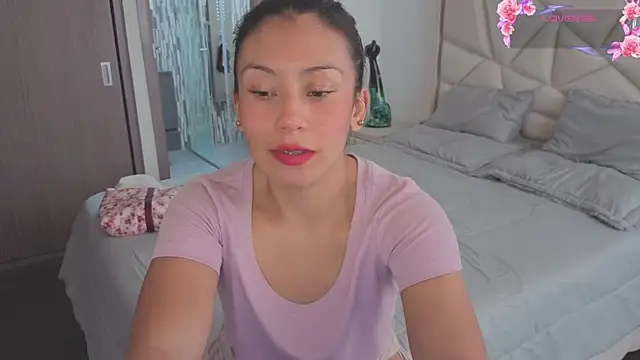 salome stockman s online show from April 18, 5:28 pm