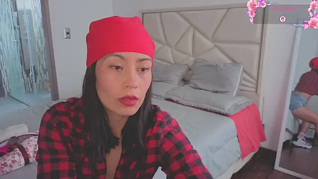 salome stockman s online show from April 22, 7:48 pm