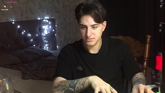 dark-willoww online show from February 11, 4:44 am