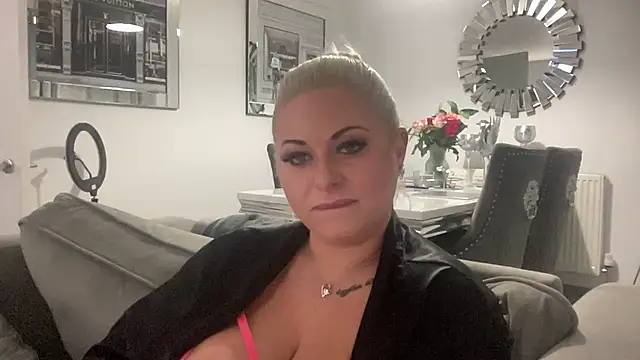 GemaJBusty online show from February 16, 9:59 pm