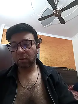 innocentboy1987 online show from February 13, 11:06 am