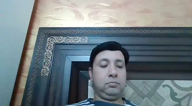 innocentboy1987 online show from March 12, 9:34 am