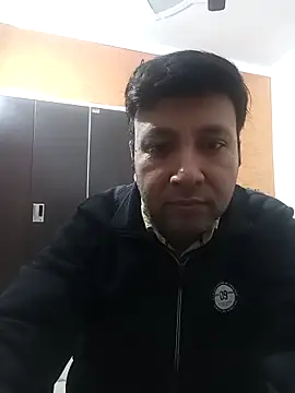 innocentboy1987 online show from December 5, 8:12 am