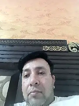 innocentboy1987 online show from April 14, 12:00 pm