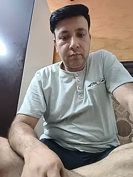 innocentboy1987 online show from June 13, 9:51 am