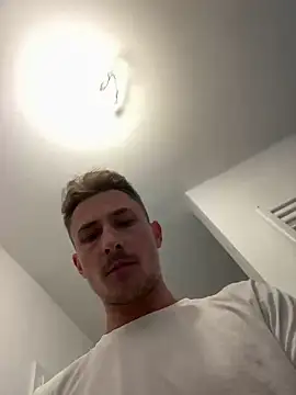 Boddy1301 online show from September 29, 4:34 pm