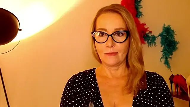 leaxSTAR online show from March 20, 6:20 pm