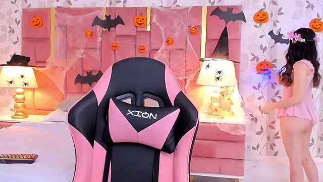 ArianaFranco online show from October 31, 2:29 pm