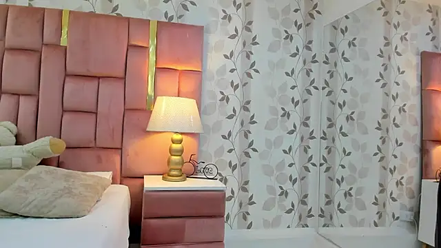 ArianaFranco online show from February 24, 12:36 pm