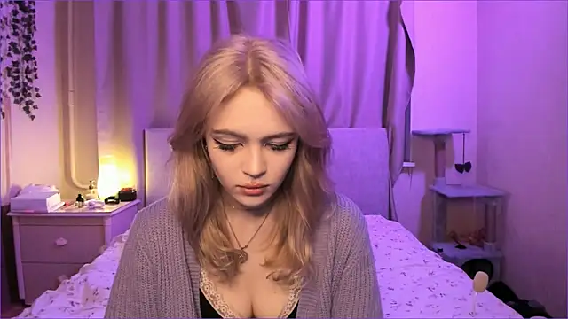 MiaRanki online show from September 17, 9:05 pm