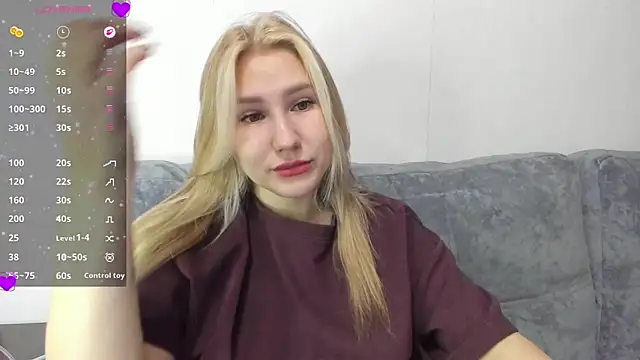 Snapshot of And1sa chatting on January 15, 5:38 pm And1sa online show from January 15, 5:38 pm