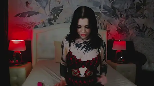 MaeveMoon online show from April 23, 8:22 pm