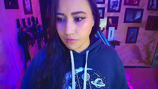 cherryy bombshelll online show from October 7, 3:42 pm