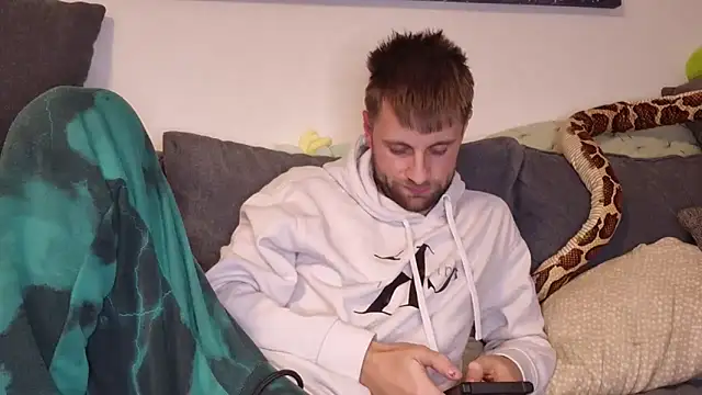 Snapshot of ademandjulia chatting on November 7, 4:51 pm ademandjulia online show from November 7, 4:51 pm