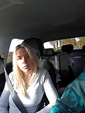 Snapshot of ademandjulia chatting on November 13, 11:20 am ademandjulia online show from November 13, 11:20 am