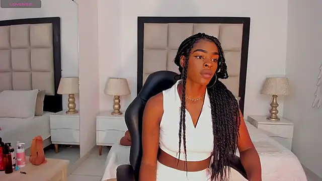 Zoe CarterX online show from September 19, 7:25 pm