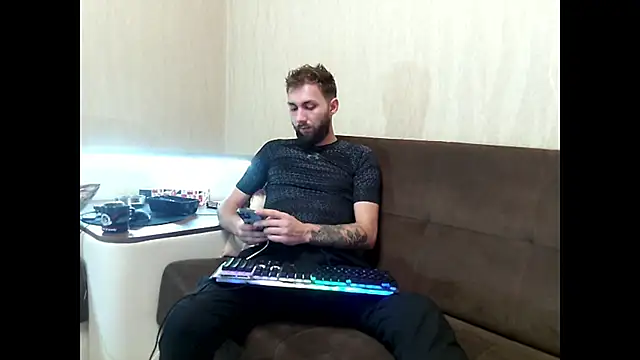 Snapshot of JamieNoxus chatting on February 16, 6:10 am JamieNoxus online show from February 16, 6:10 am